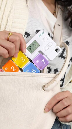 EDOSO Dávkovač léků na 7 dní se 7 přihrádkami a alarmem